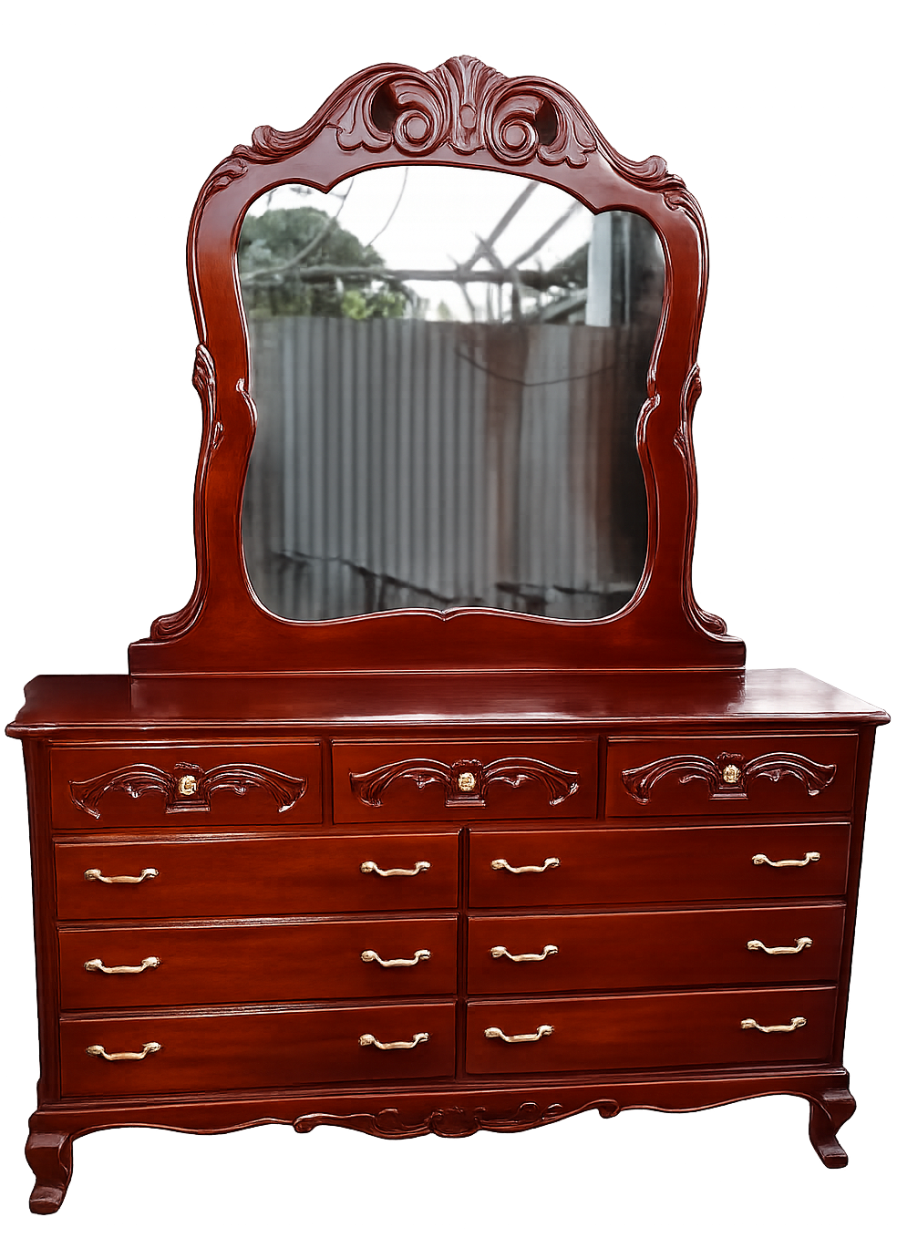 Royal Mahogany Dresser & Mirror Set